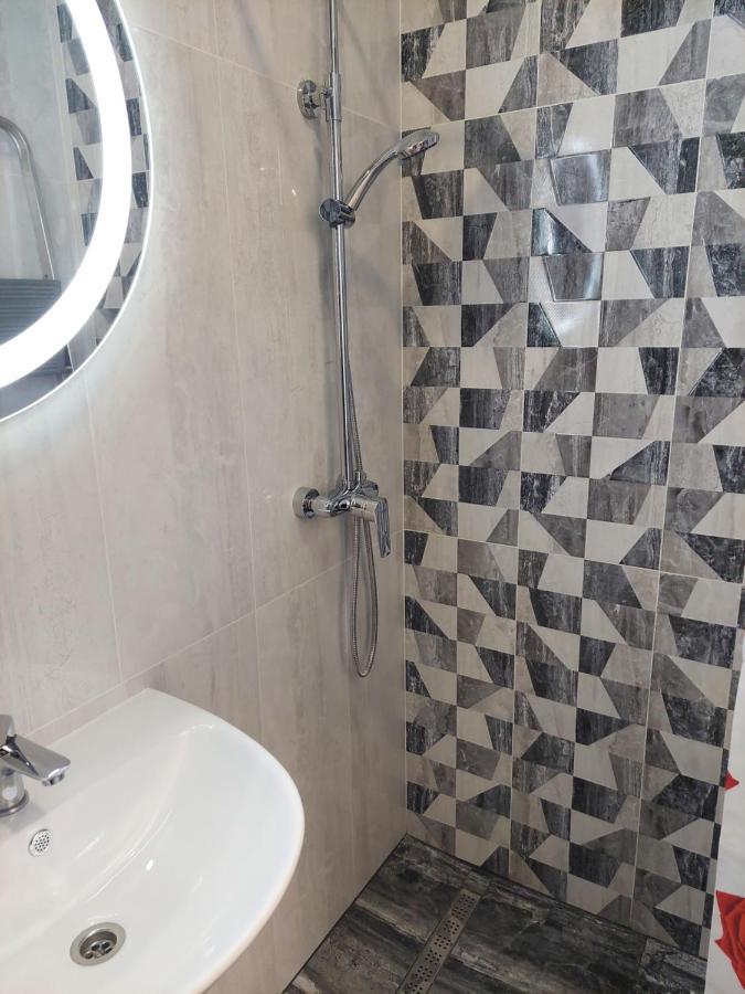 Однокомнатная Форум-Центр Apartment Liov Exterior foto