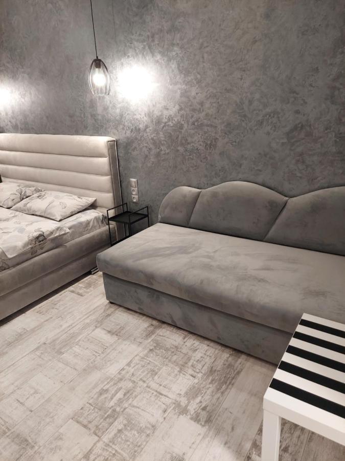 Однокомнатная Форум-Центр Apartment Liov Exterior foto