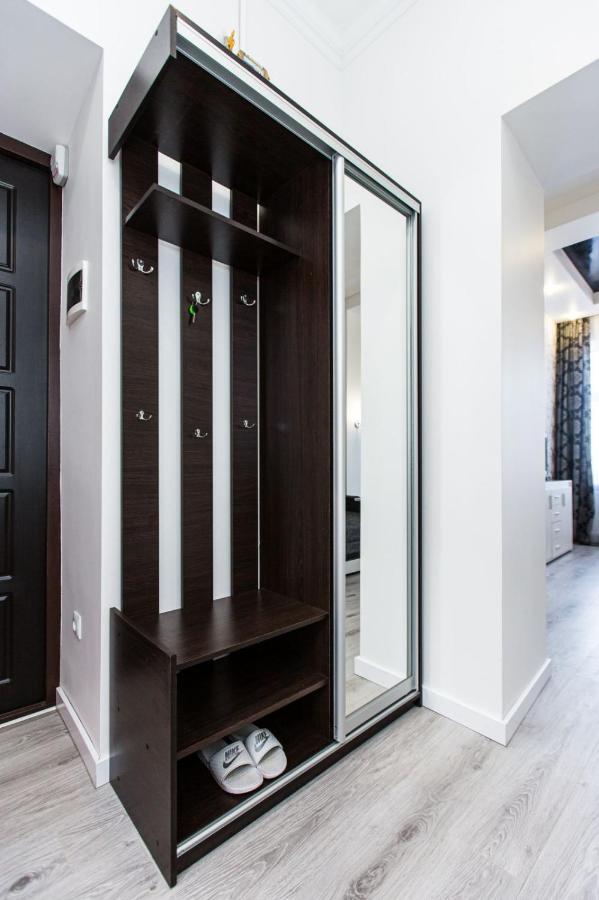Однокомнатная Форум-Центр Apartment Liov Exterior foto