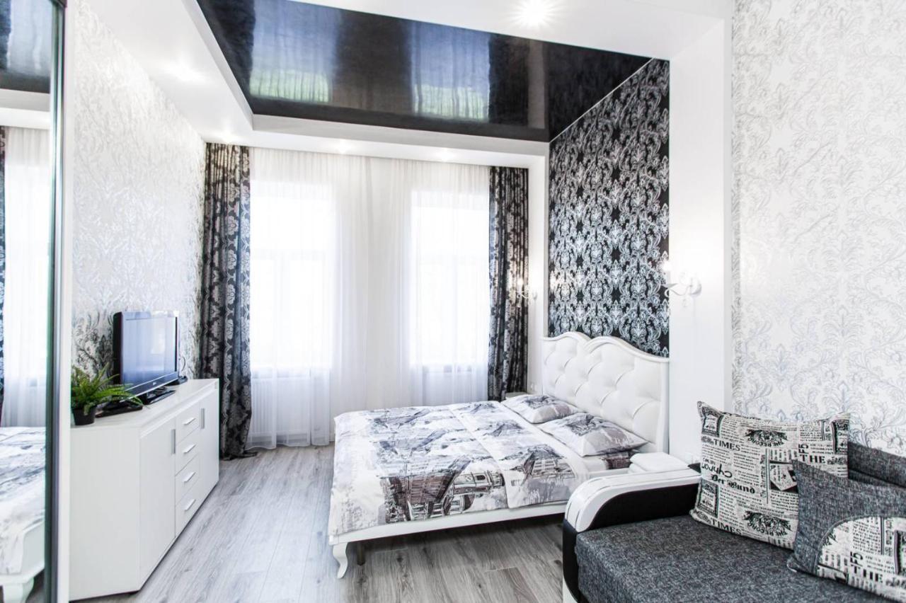 Однокомнатная Форум-Центр Apartment Liov Exterior foto