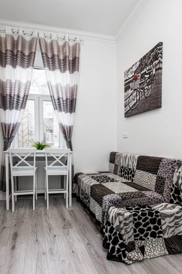 Однокомнатная Форум-Центр Apartment Liov Exterior foto