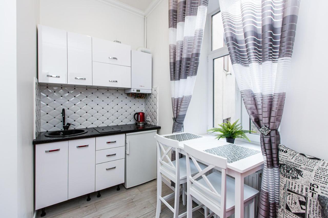Однокомнатная Форум-Центр Apartment Liov Exterior foto